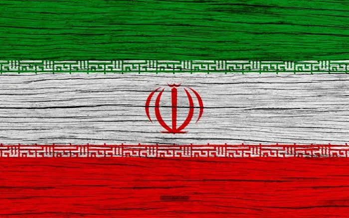 إيران