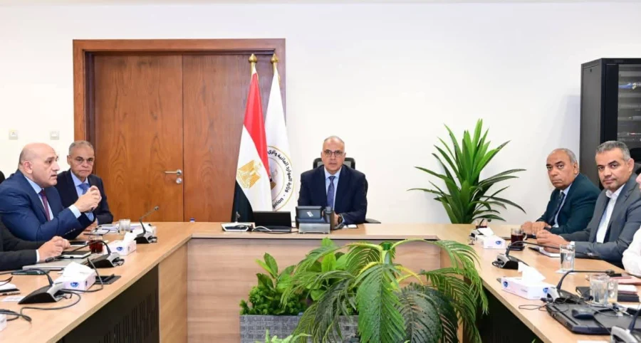 الدكتور سويلم وزير الموارد المائية والري