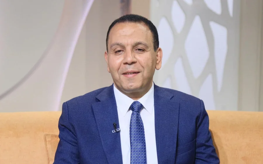 الخبير التربوي د . تامر شوقي