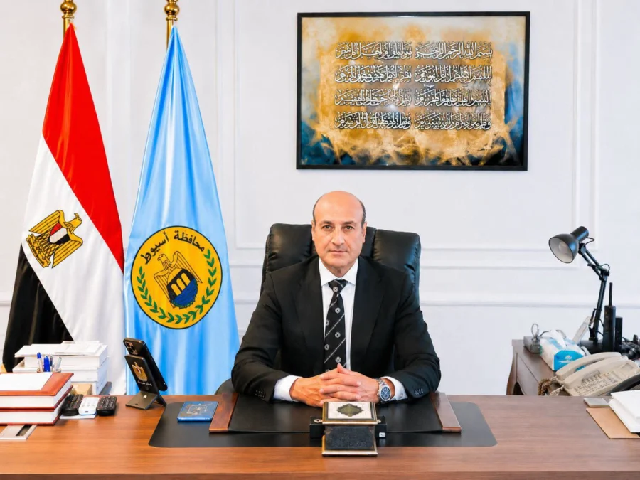 محافظ أسيوط
