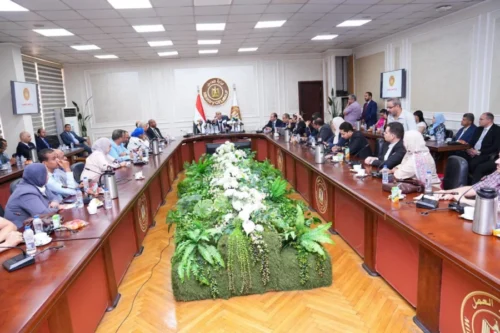 وزير العمل
