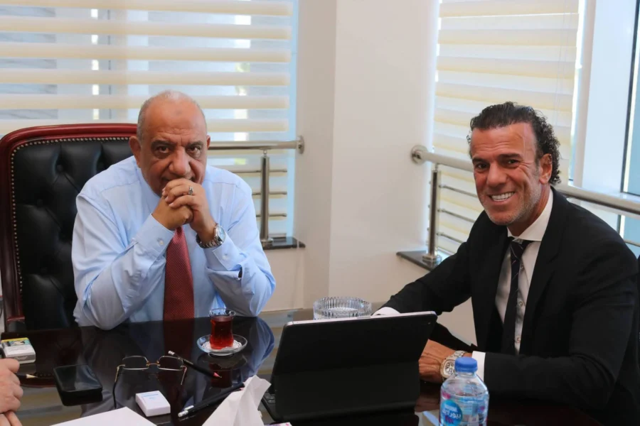 وزير الكهرباء