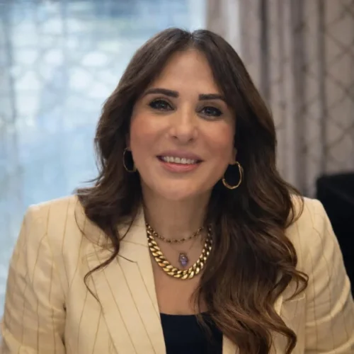 وزيرة الإسكان
