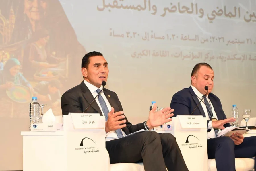 وزير الشباب والرياضة