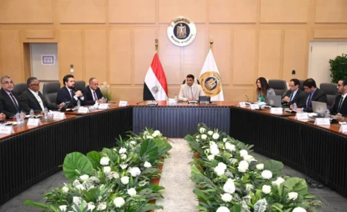 وزير الصناعة