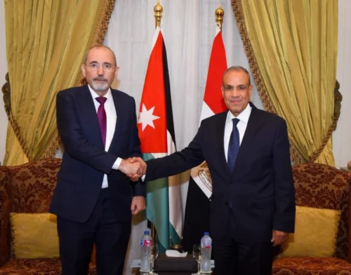 وزير الخارجية
